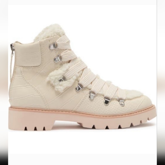 BNIB🎁Dolce Vita "Pace" Faux Croc & Sherpa Lace Up Hiking Boot in Ivory - Picture 2 of 4